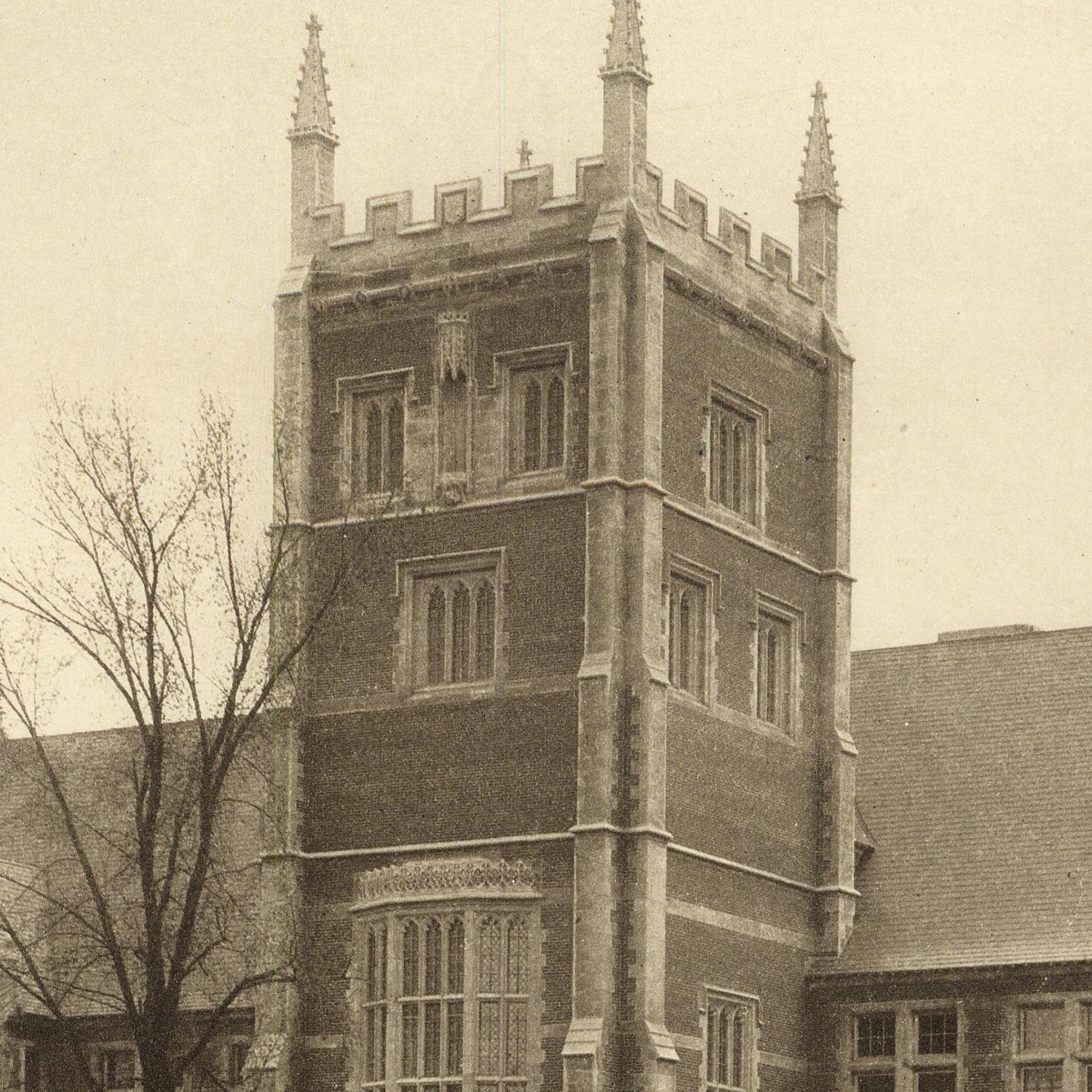 detail of the photo from the centre left
